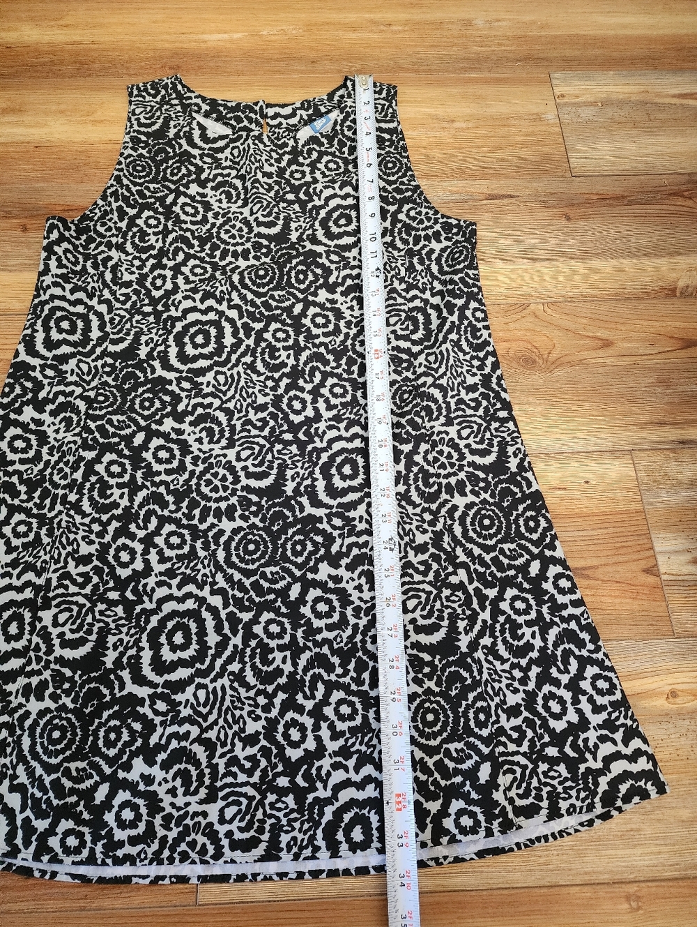 Rip Skirt Hawaii Dress Women's S Black Gray Floral Sleeveless - Picture 4 of 9